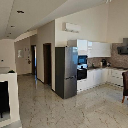 Vila Ferie Dunajska Luzna Екстер'єр фото